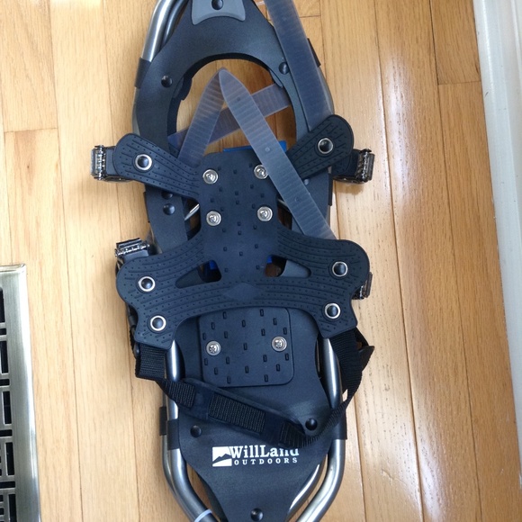 WillLand Outdoors Snowshoes w/Bag - Picture 5 of 6